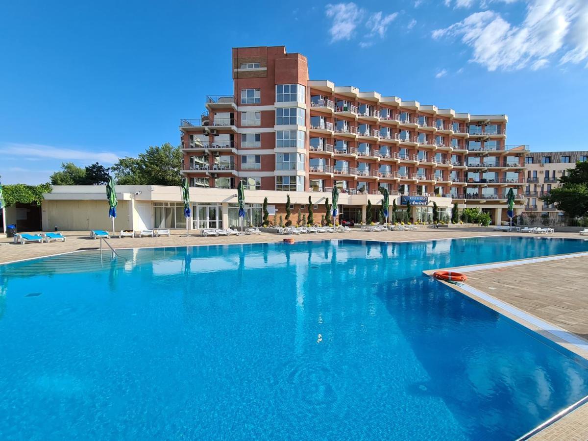 Hotel Amiral Mamaja Zewnętrze zdjęcie