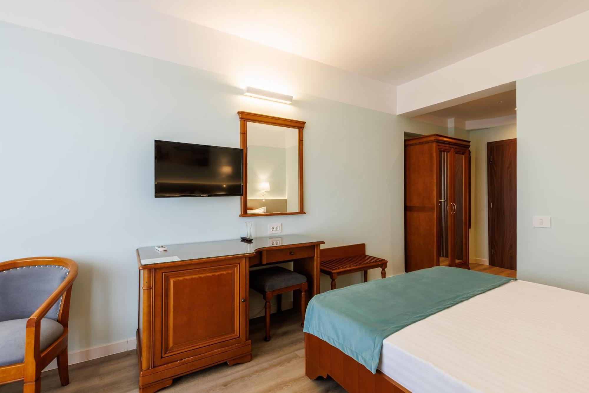 Hotel Amiral Mamaja Zewnętrze zdjęcie