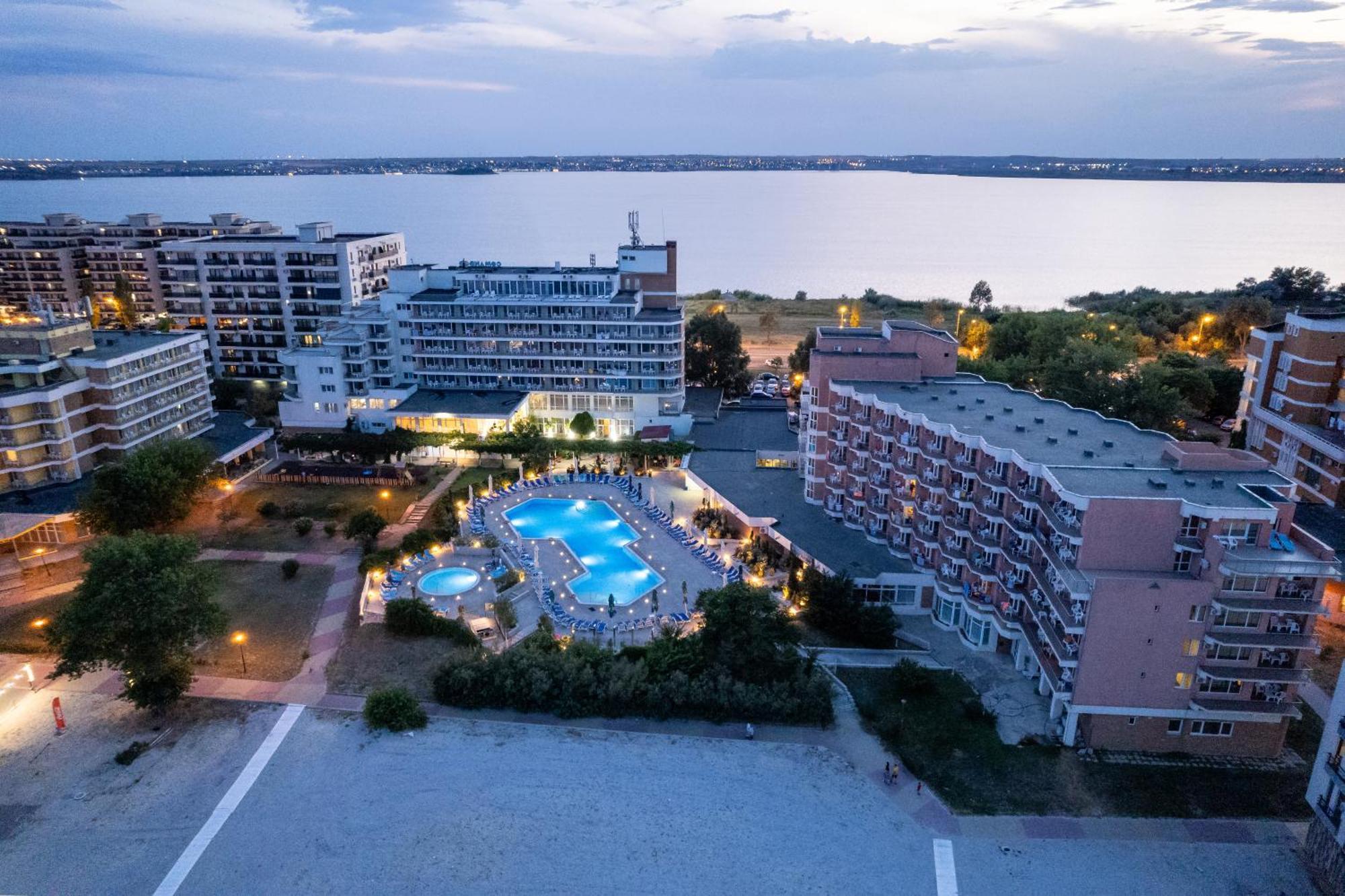 Hotel Amiral Mamaja Zewnętrze zdjęcie